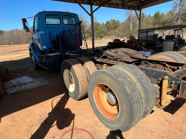 Image of Ford Aeromax equipment image 3