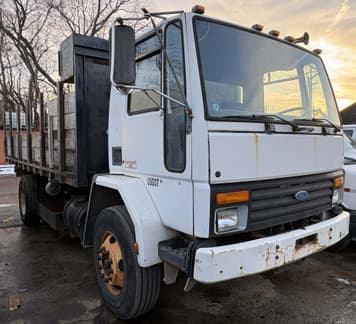Main image Ford CF8000
