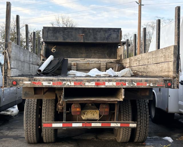 Image of Ford CF8000 equipment image 3