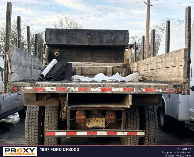 Image of Ford CF8000 equipment image 3