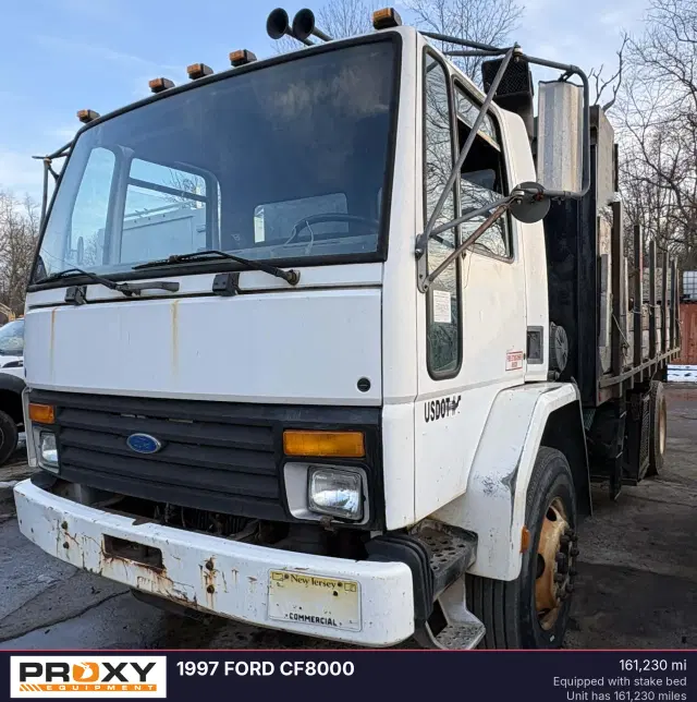 Image of Ford CF8000 equipment image 1