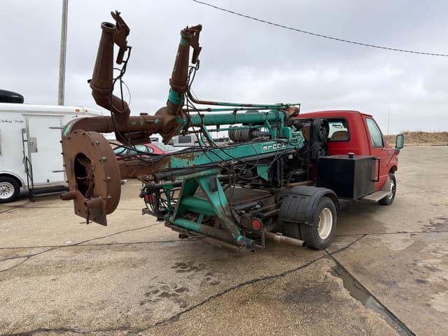 Image of Ford F-350 equipment image 2