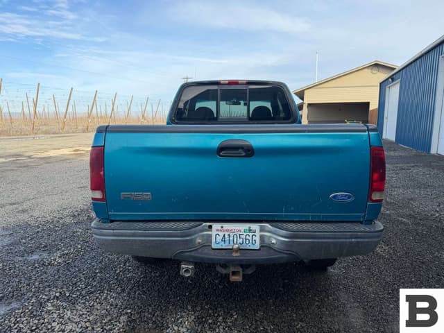 Image of Ford F-150 equipment image 4