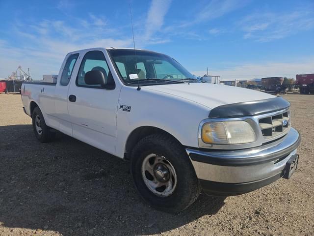 Image of Ford F-150 equipment image 2