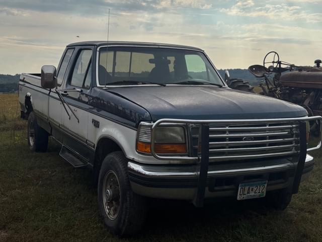 Image of Ford F-250 equipment image 1
