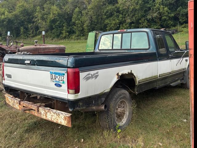 Image of Ford F-250 equipment image 2