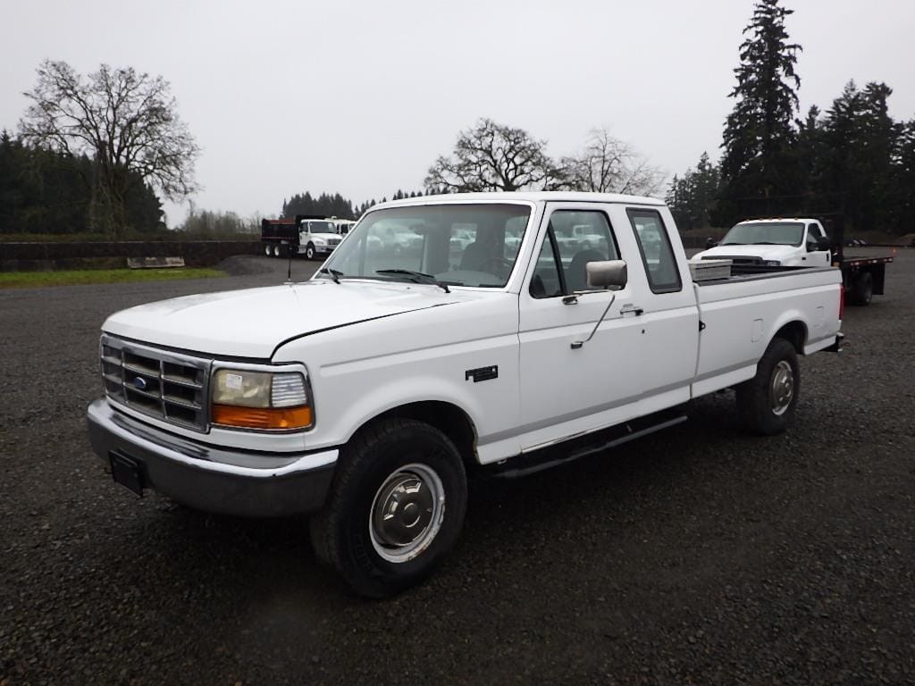 1997 Ford F-250 Equipment Image0