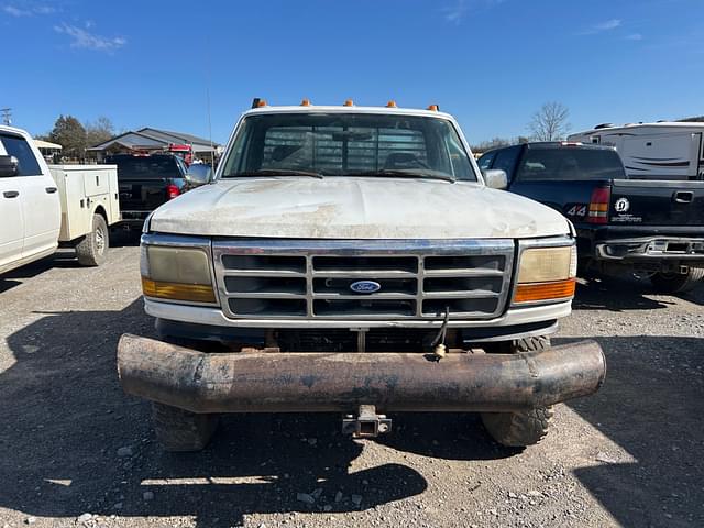 Image of Ford F-250 equipment image 3