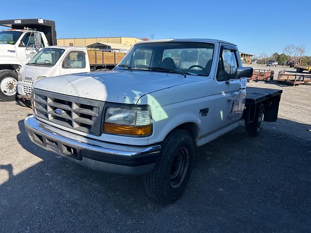 Image of Ford F-250 equipment image 2