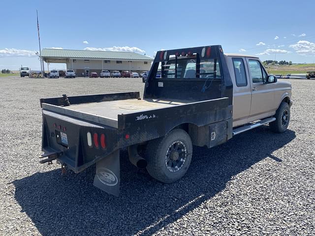 Image of Ford F-250 equipment image 4