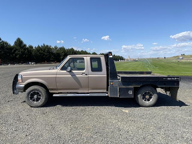Image of Ford F-250 equipment image 1