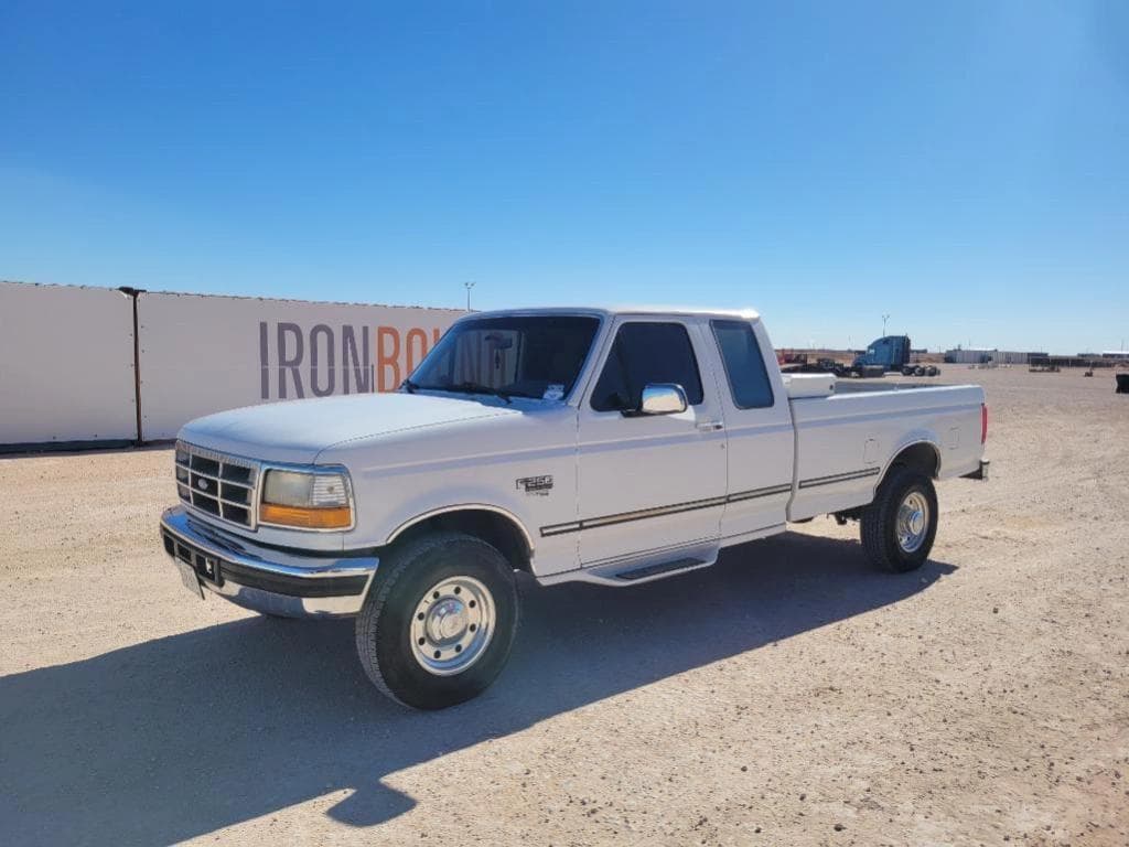 Image of Ford F-250 Primary image