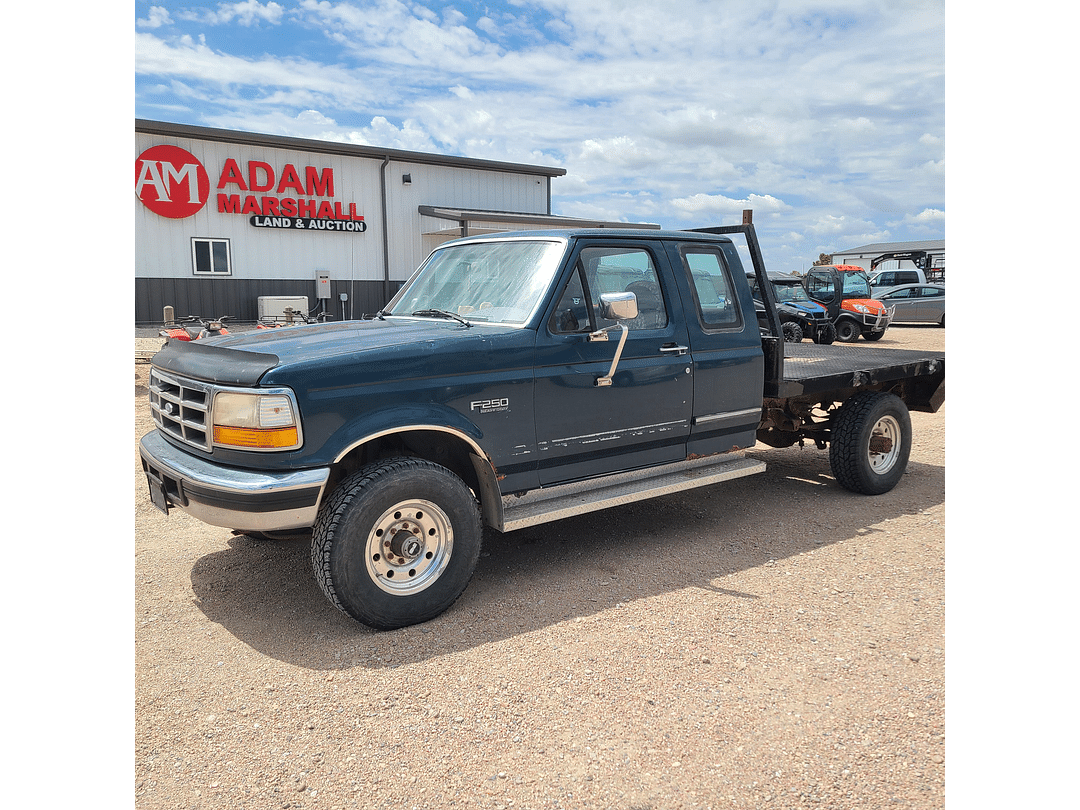 Image of Ford F-250 Primary image