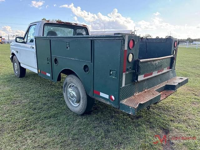 Image of Ford F-250 equipment image 4