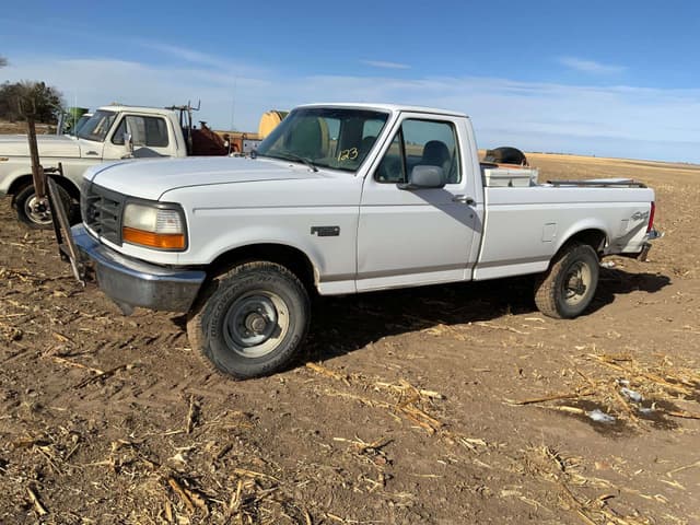 Image of Ford F-250 equipment image 4