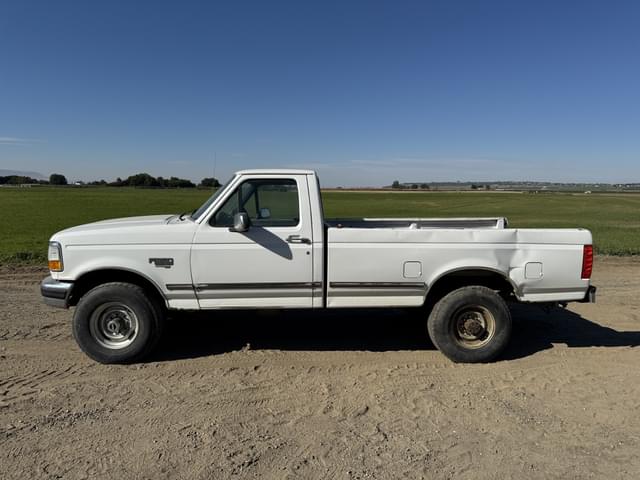 Image of Ford F-250 equipment image 2