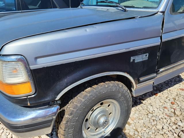Image of Ford F-250 equipment image 4