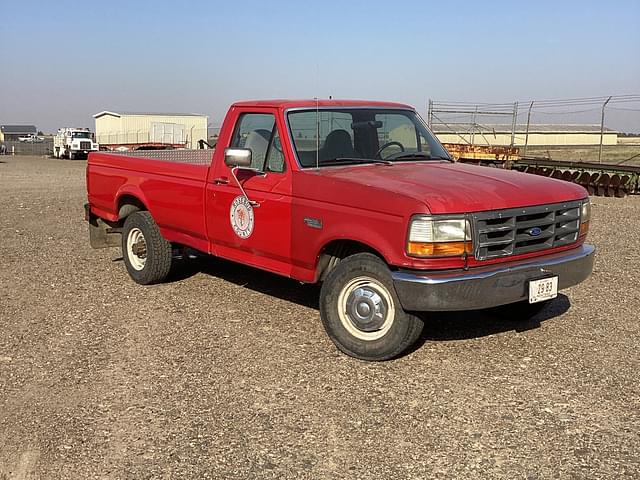 Image of Ford F-250 equipment image 1