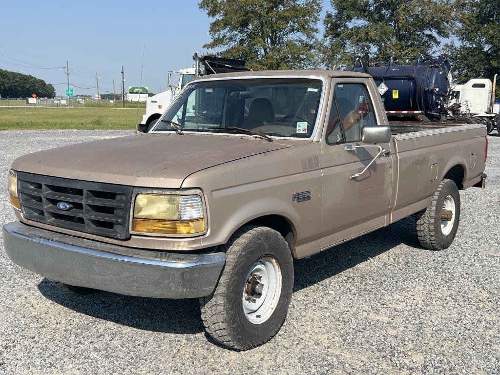 Image of Ford F-250 Primary image