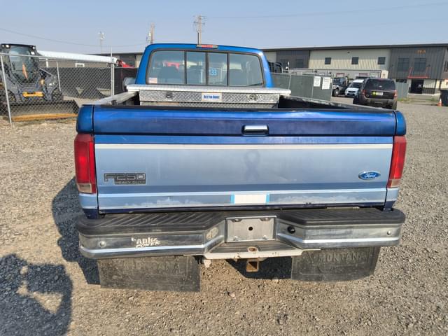Image of Ford F-250 equipment image 3
