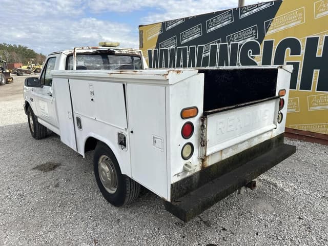 Image of Ford F-250 equipment image 1