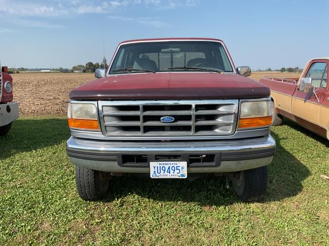 Image of Ford F-350 equipment image 1