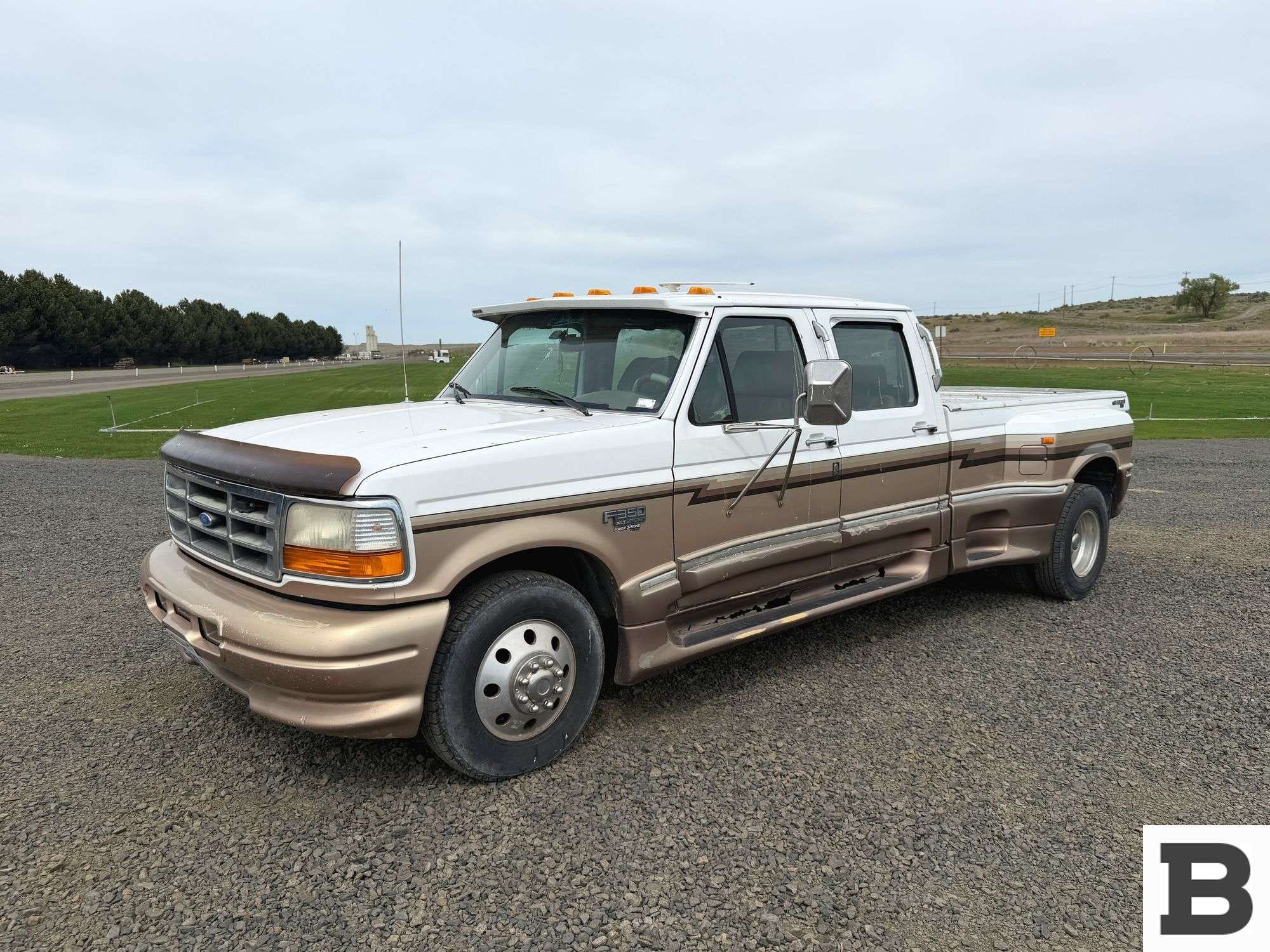 1997 Ford F-350 Equipment Image0