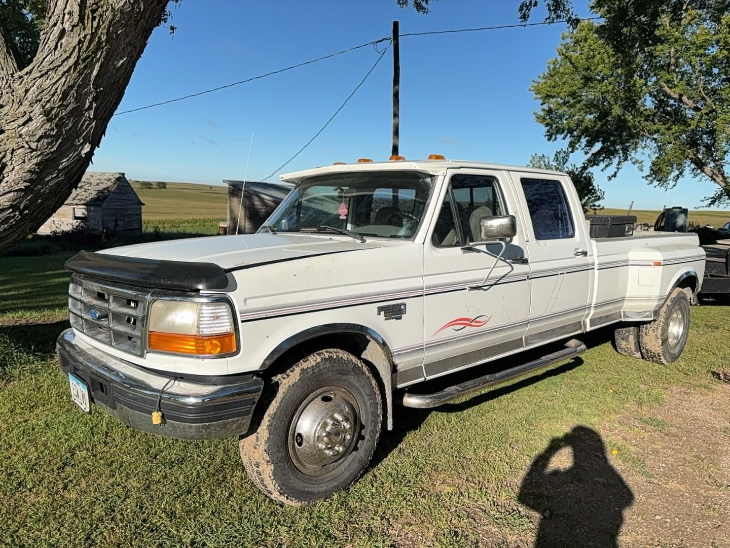 1997 Ford F-350 Equipment Image0