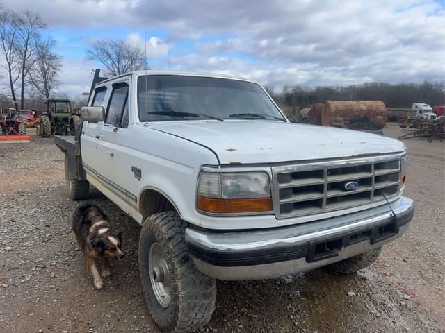 Image of Ford F-350 equipment image 4