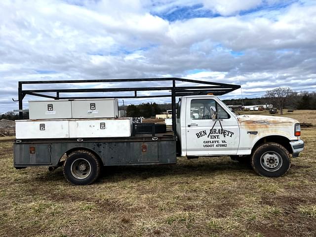 Image of Ford F-450 equipment image 1