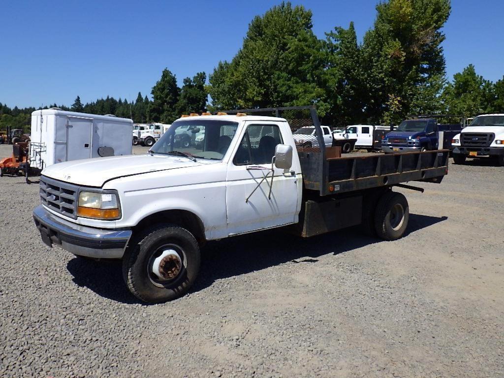 Image of Ford F-450 Primary image