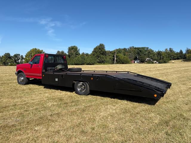Image of Ford F-450 equipment image 2