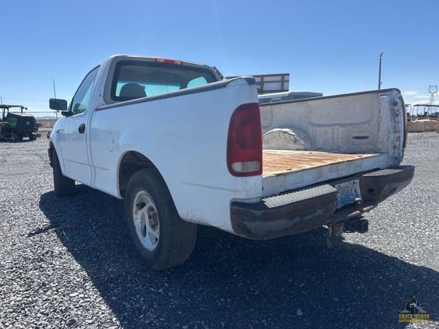 Image of Ford F-150 equipment image 2