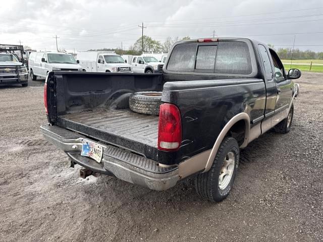 Image of Ford F-150 equipment image 2