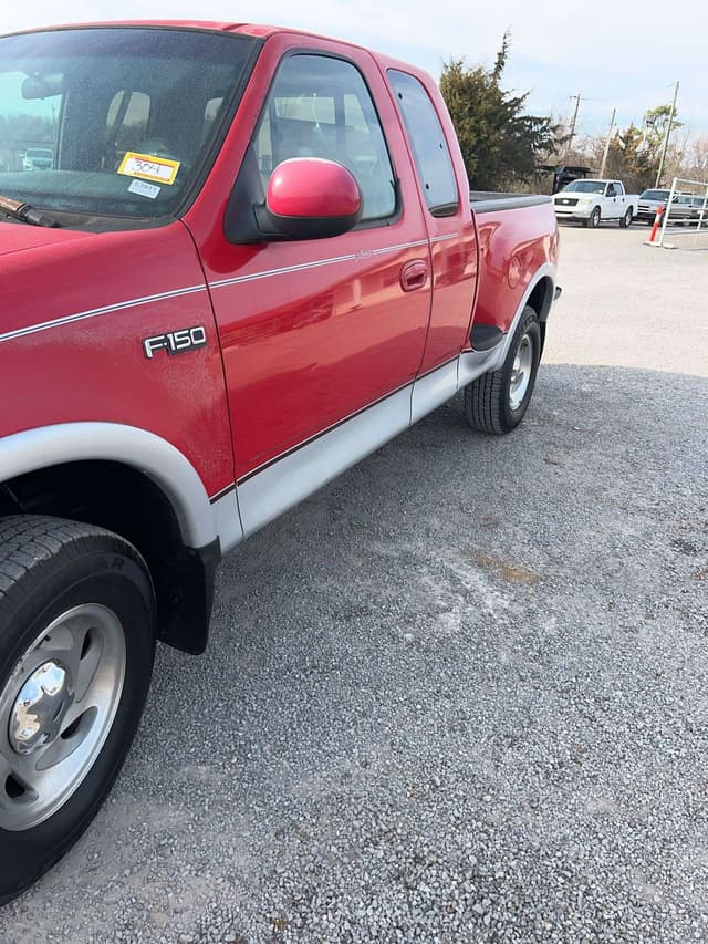 Image of Ford F-150 equipment image 4