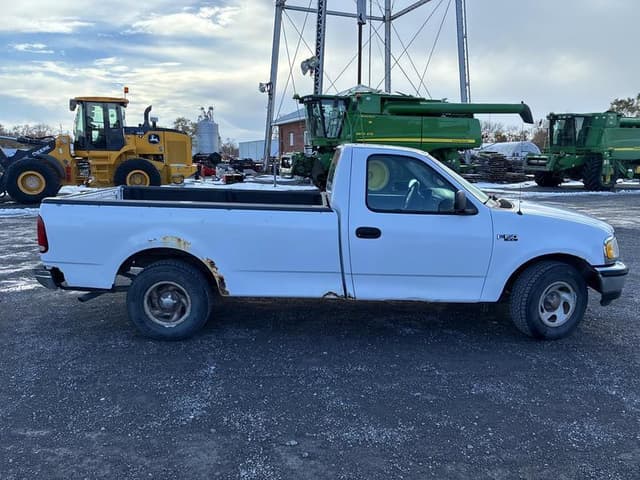 Image of Ford F-150 equipment image 4