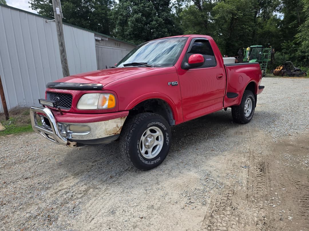 Image of Ford F-150 Primary image