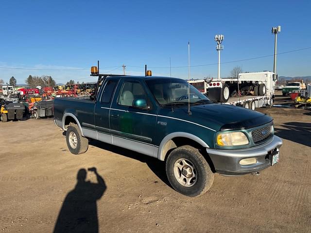 Image of Ford F-150 equipment image 3