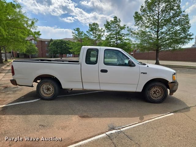 Image of Ford F-150 equipment image 3
