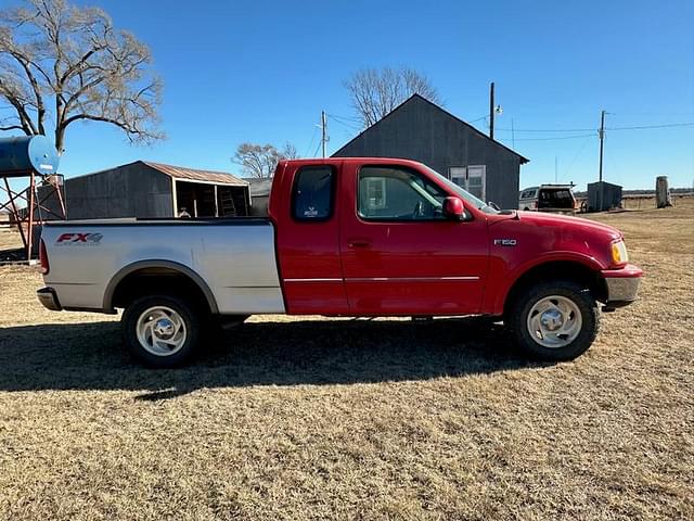 Image of Ford F-150 equipment image 3