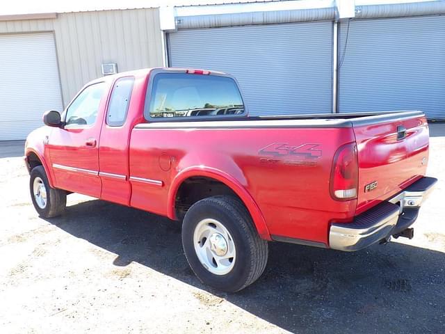 Image of Ford F-150 equipment image 3