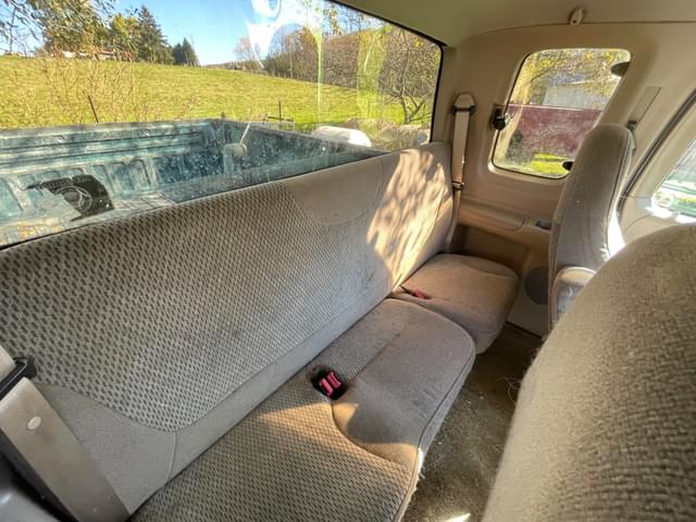 Image of Ford F-150 equipment image 4