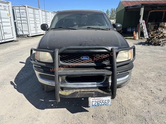 Image of Ford F-150 equipment image 1
