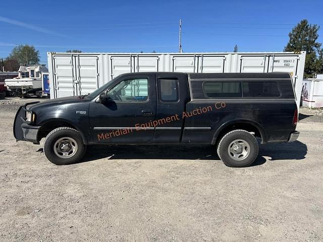 Image of Ford F-150 equipment image 2