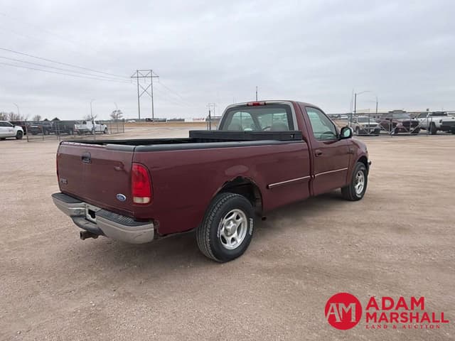 Image of Ford F-150 equipment image 4