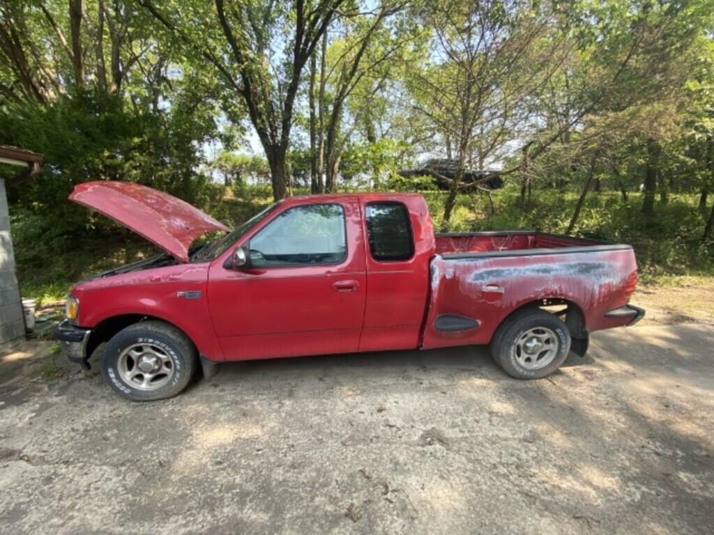 Image of Ford F-150 Primary image