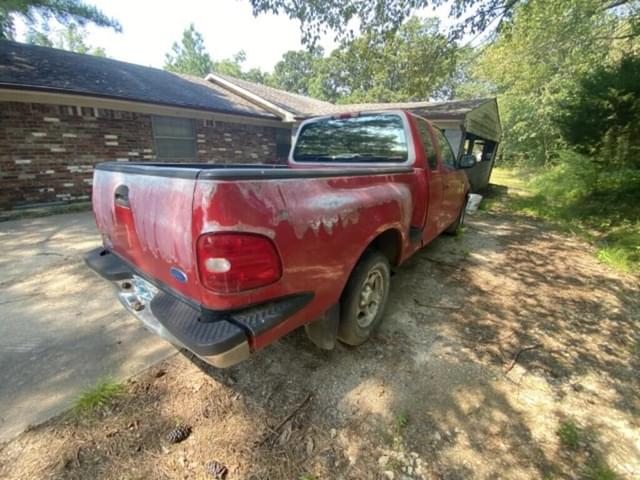 Image of Ford F-150 equipment image 3