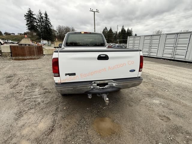 Image of Ford F-150 equipment image 4