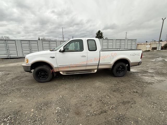 Image of Ford F-150 equipment image 1