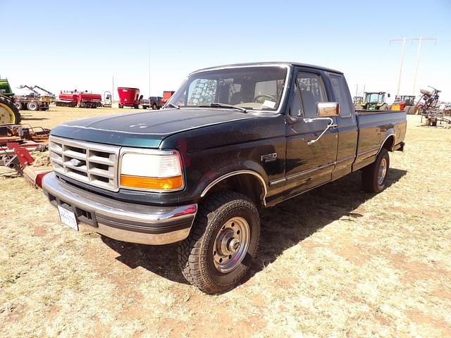 Image of Ford F-250 equipment image 1